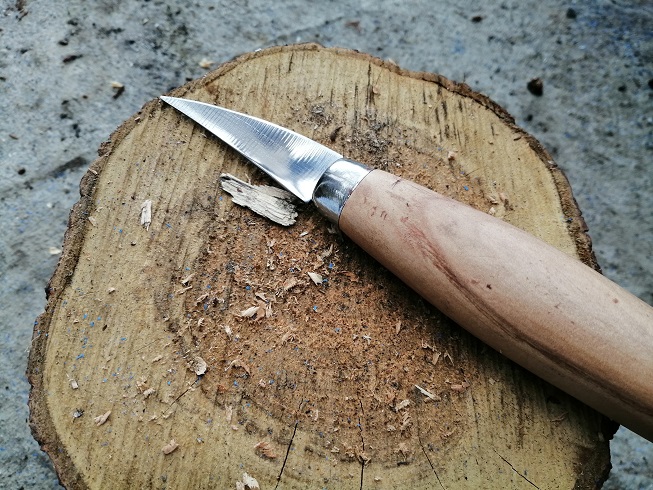 木彫りナイフ